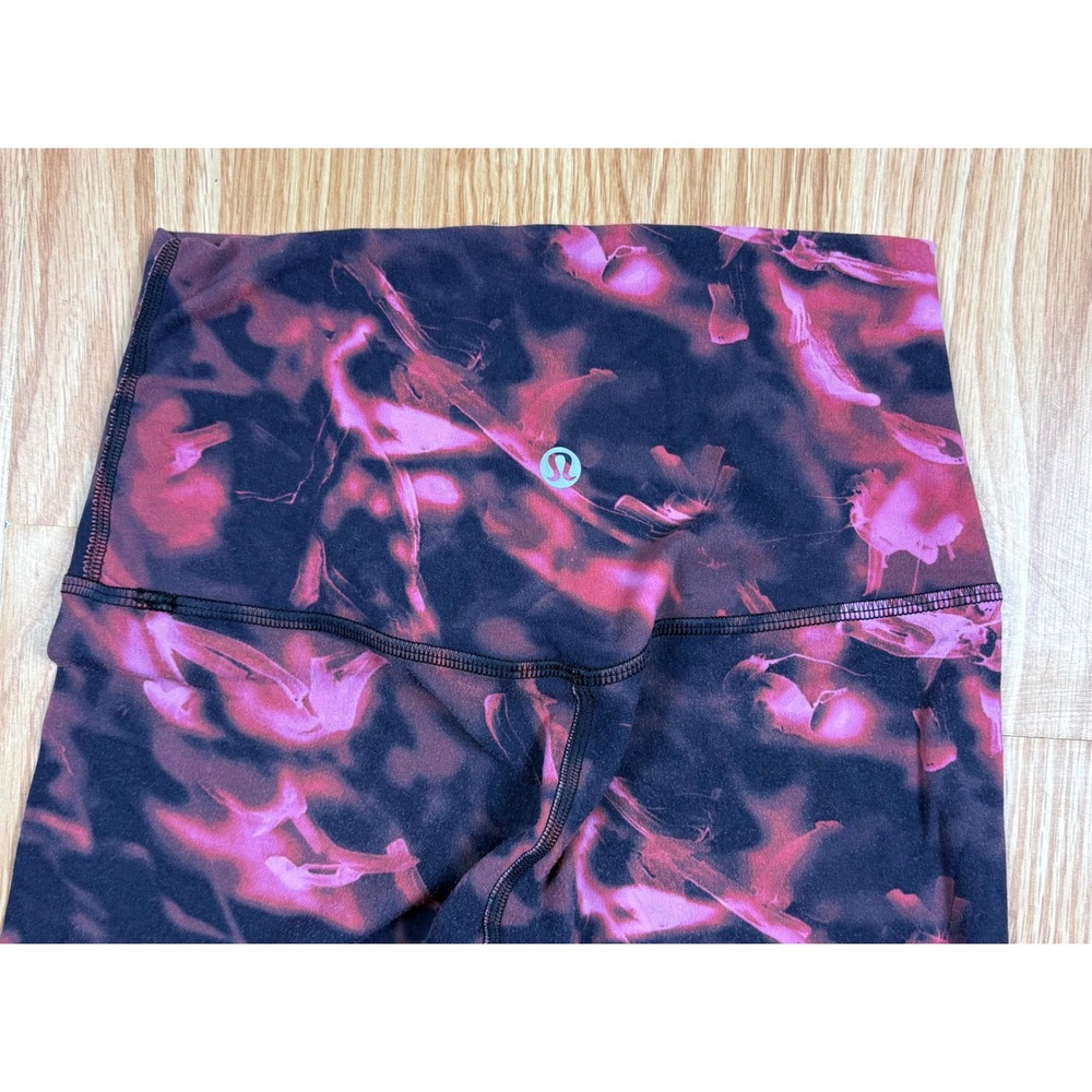 Lululemon High Rise Leggings Pink Black Abstract Brushstroke Size 2 Yoga Pants